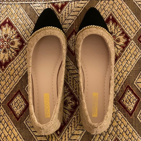 SHEIN Shoes - SHEIN Black and Cream Flats with Timeless Elegance